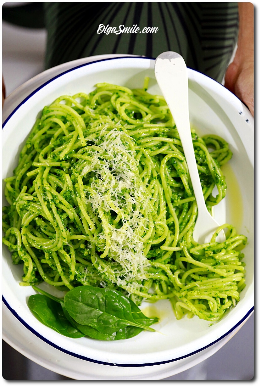 PESTO ZE SZPINAKU