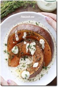 DYNIA PIECZONA Z SOSEM CZOSNKOWYM