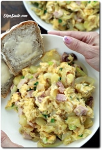 JAJECZNICA Z SZYNKĄ WĘDZONĄ