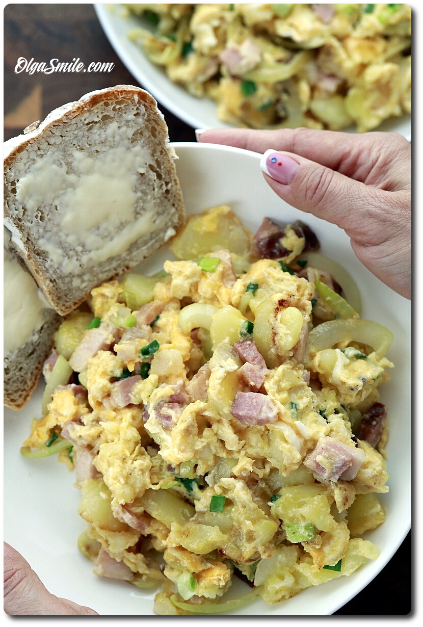 JAJECZNICA Z SZYNKĄ WĘDZONĄ