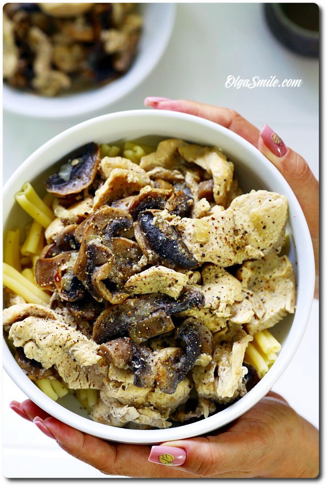 MAKARON Z KURCZAKIEM I PIECZARKAMI przepis Olga Smile