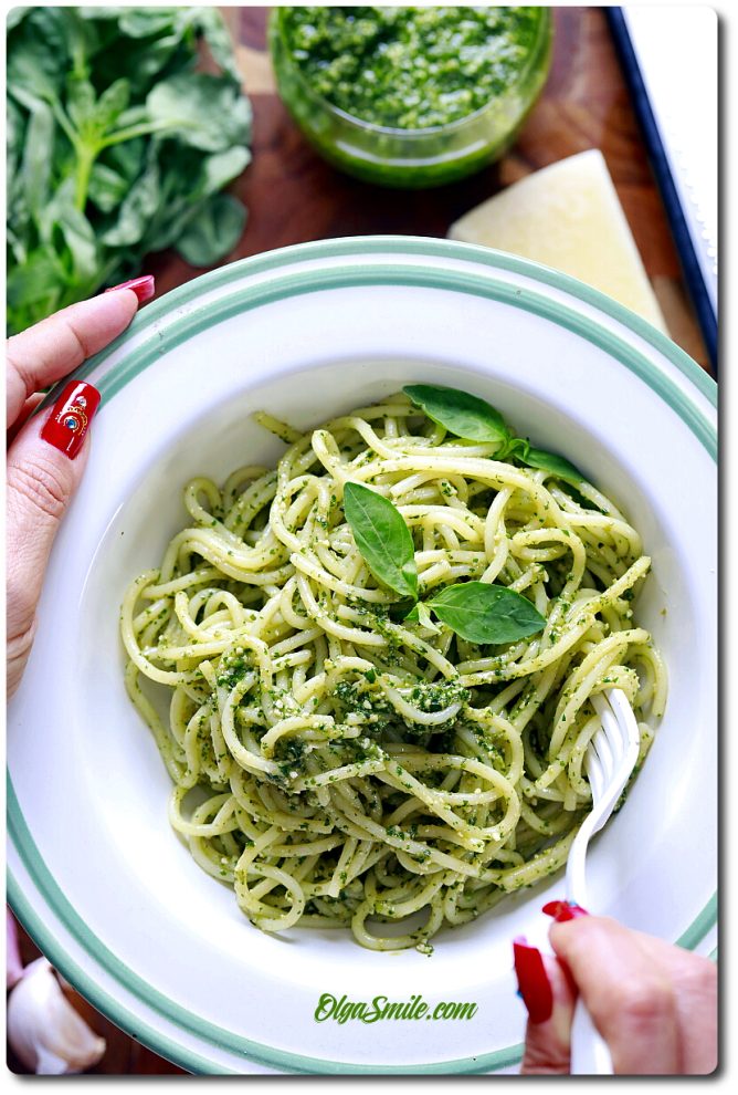 MAKARON Z PESTO Z BAZYLII przepis Olga Smile