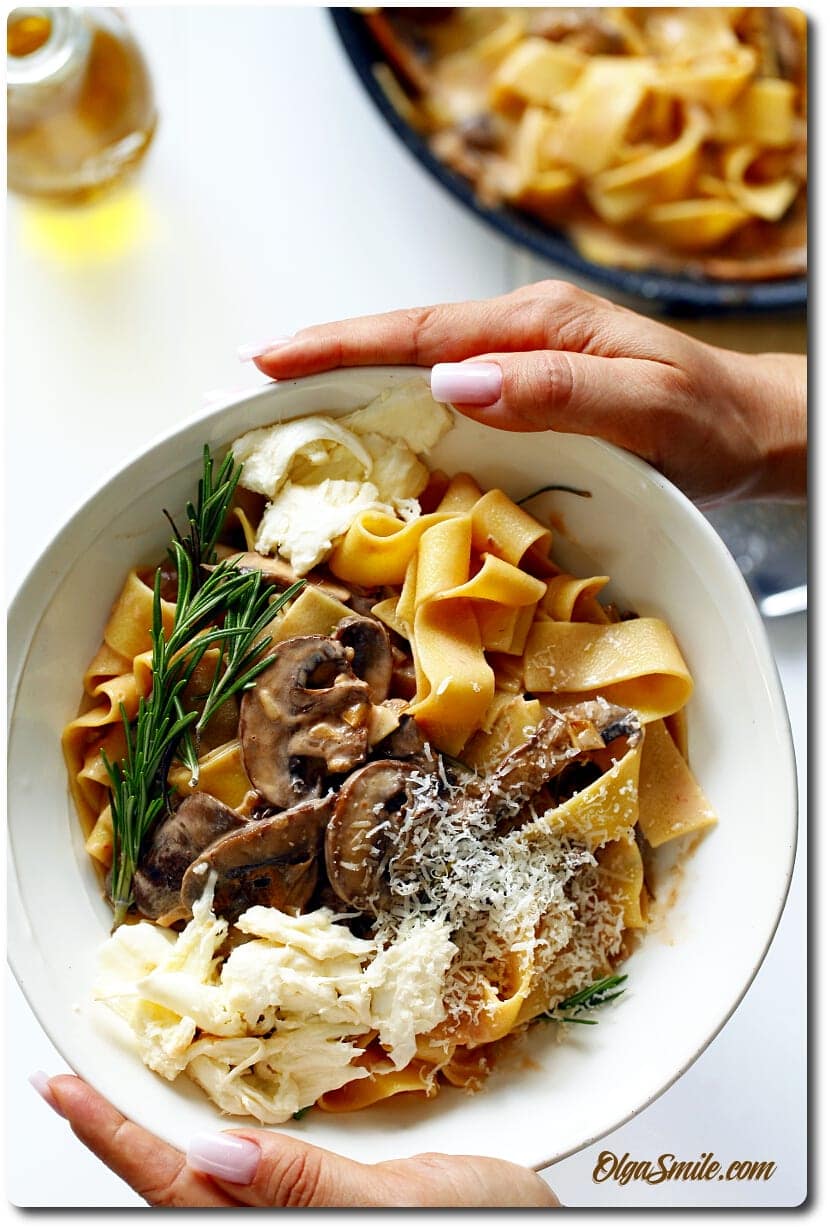 MAKARON PAPPARDELLE Z PIECZARKAMI