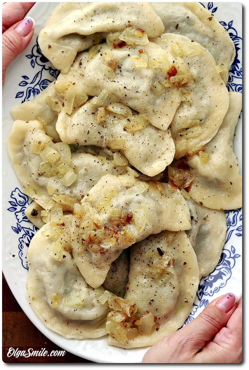 PIEROGI Z GĘSINĄ