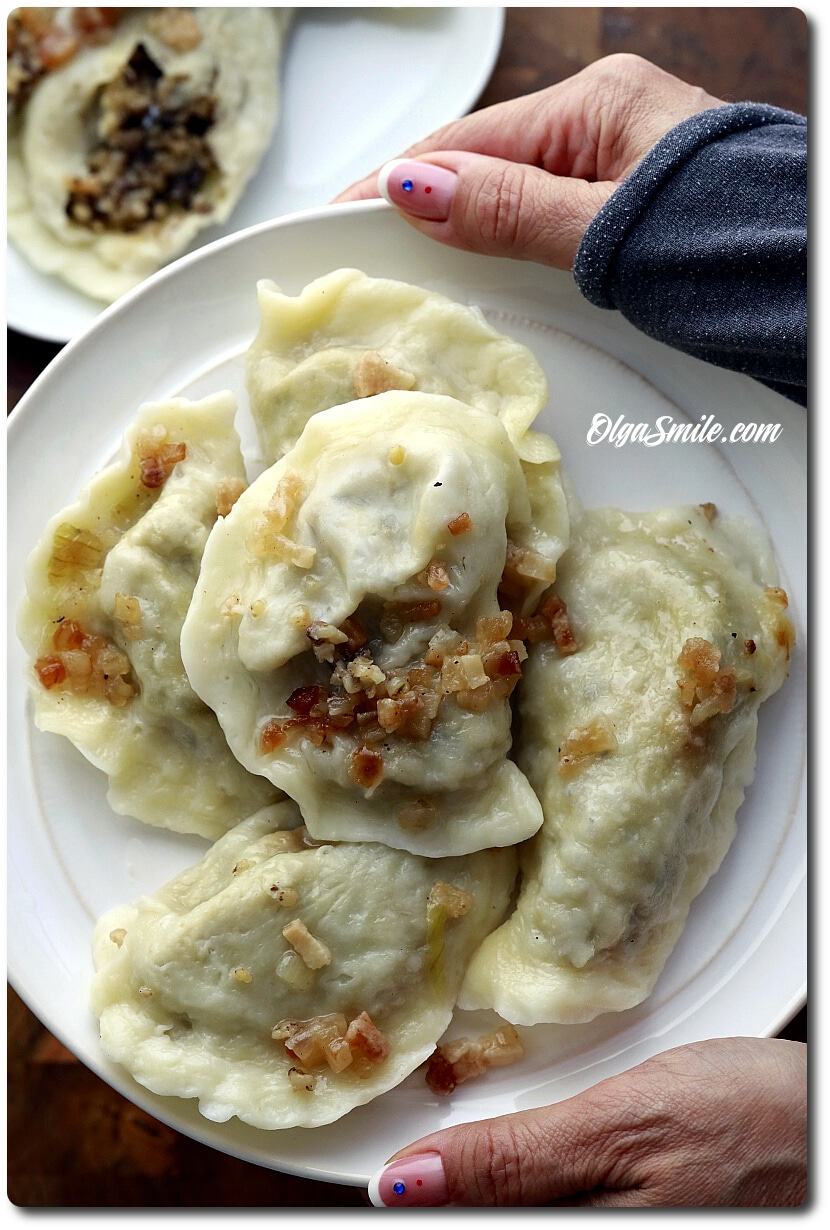 PIEROGI Z KASZĄ JĘCZMIENNĄ