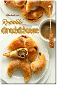 ROGALIKI DROŻDŻOWE