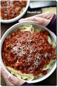 SOS Z MIĘSA WOŁOWEGO I POMIDORÓW