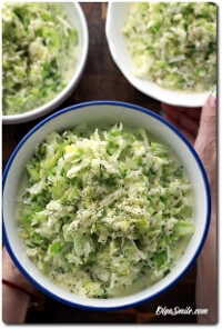 SURÓWKA Z MŁODEJ KAPUSTY ZE ŚMIETANĄ