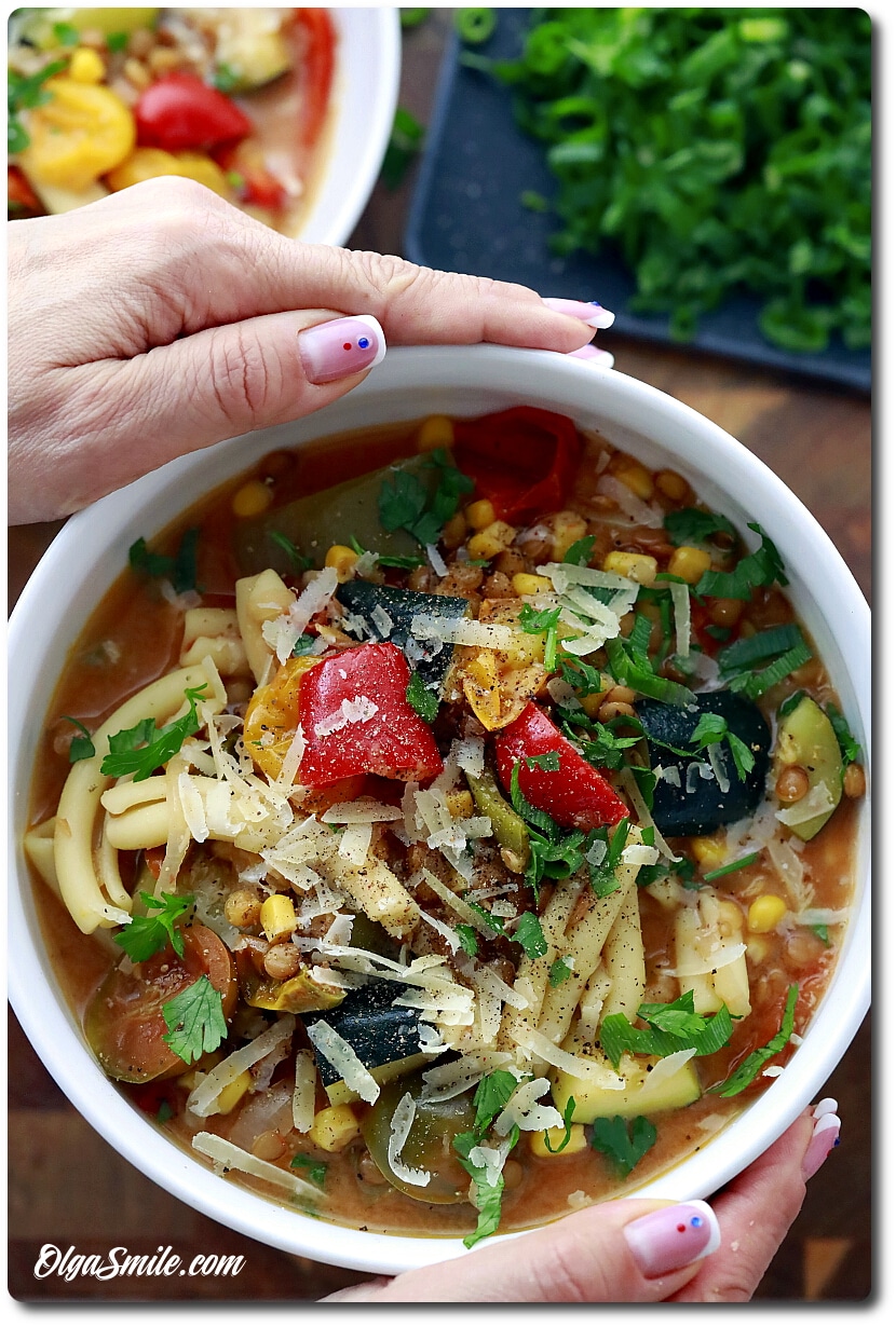 ZUPA WARZYWNA Z SOCZEWICĄ