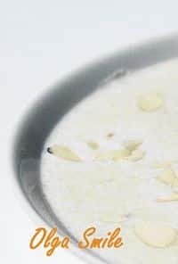 zupa migdałowa